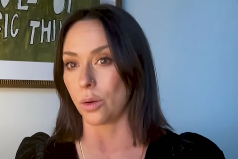 Jennifer Love Hewitt Recalls Being Sexualized At A Young Age - HEADER