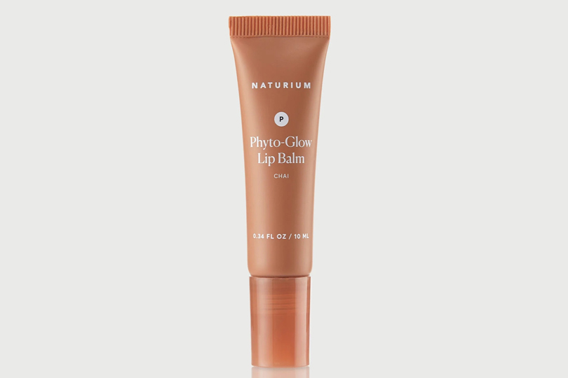 Soothe Gloss Hydrate More With 12 Tinted Lippies - Naturium Phyto-Glow Lip Balm in Latte